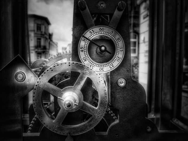 Chrono Displacement Device